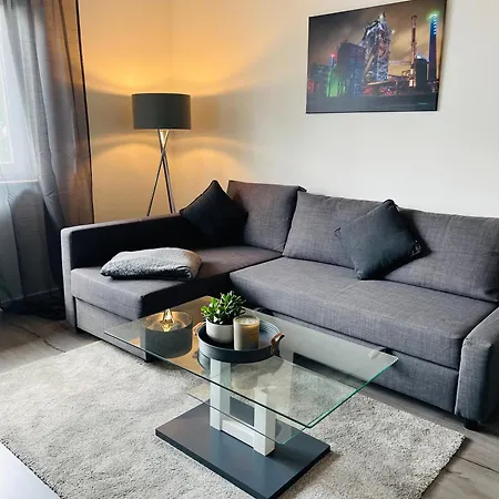 Gemuetlich*nespresso*netflix*arbeitsplatz*parkplatz Duisburg